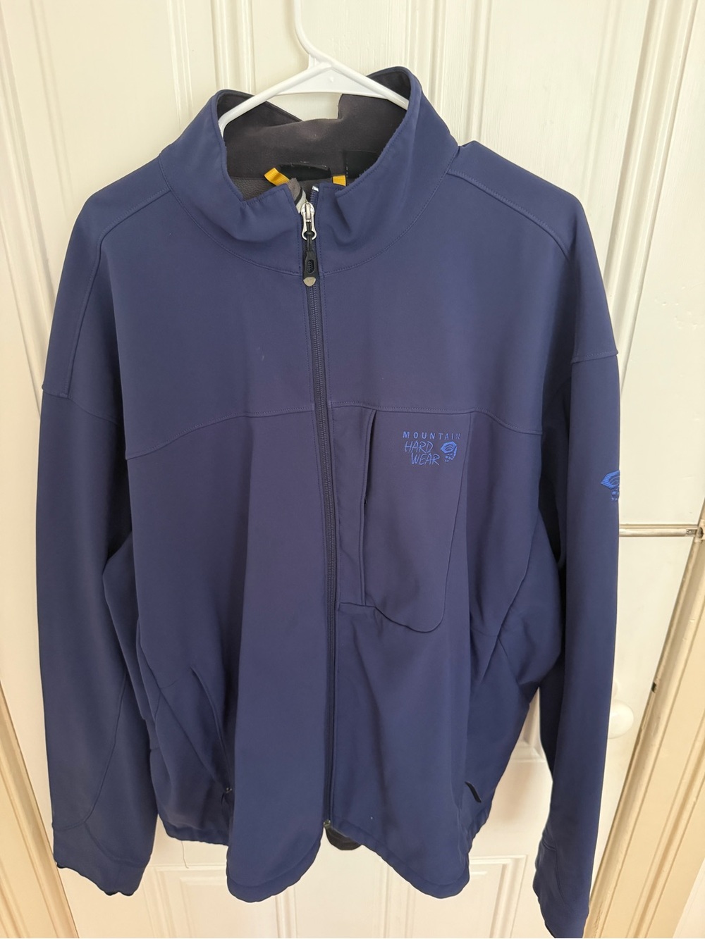 Mountain Hardwear Men's Dark Blue Softshell Performance Jacket